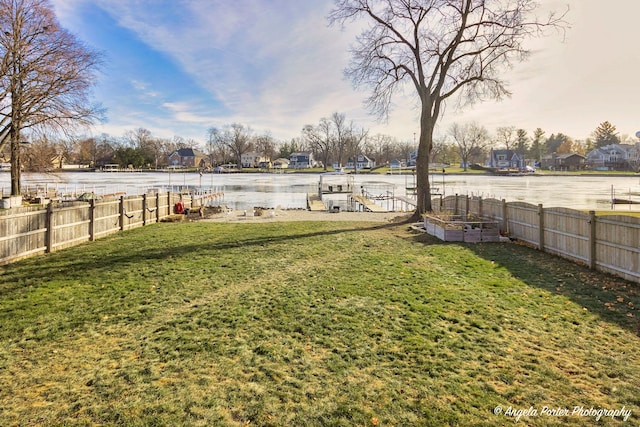 view of yard with a water view