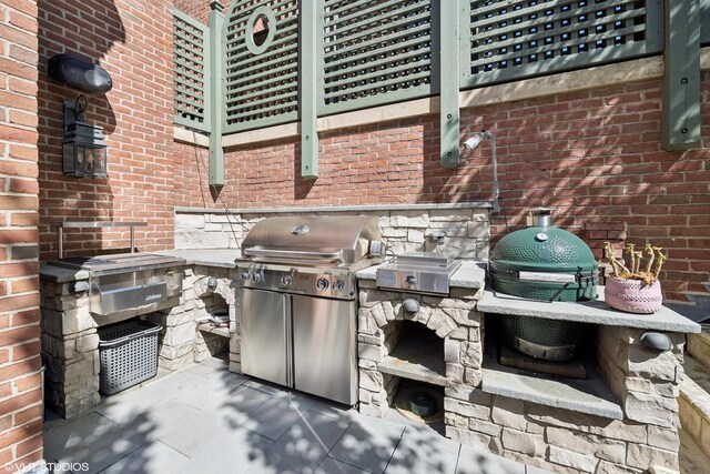 view of patio / terrace featuring a grill