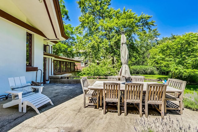 view of patio / terrace with outdoor dining area