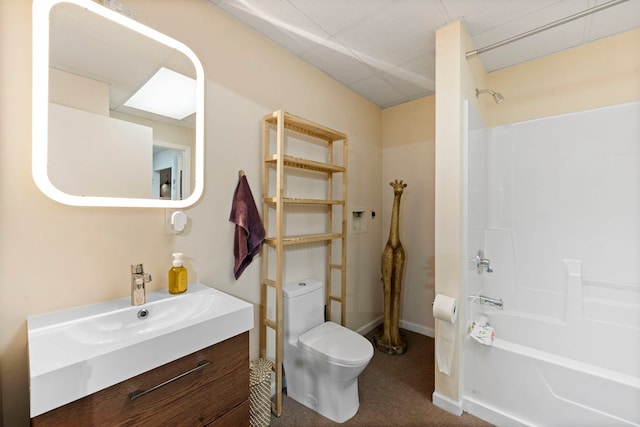 full bathroom with washtub / shower combination, vanity, and toilet