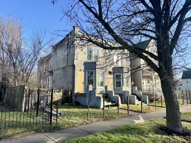 view of front facade