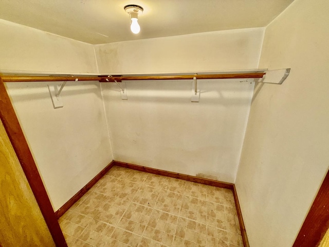 7618 S Rhodes Ave, Chicago, IL 60619 - spacious closet with light flooring