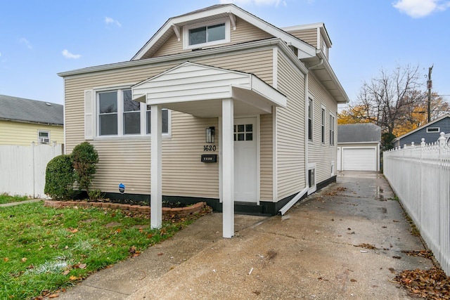 view of front of home