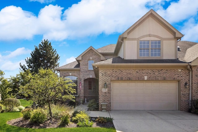 view of front of property featuring a garage