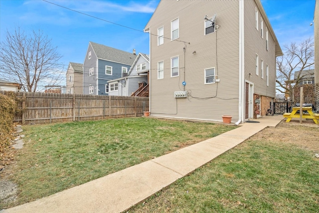 exterior space featuring a yard