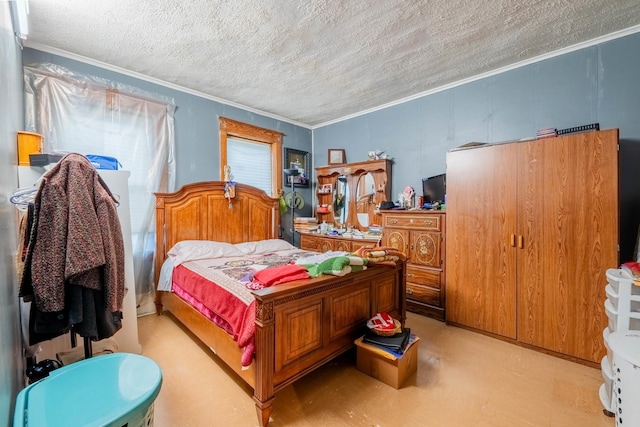 bedroom featuring crown molding and a textured ceiling