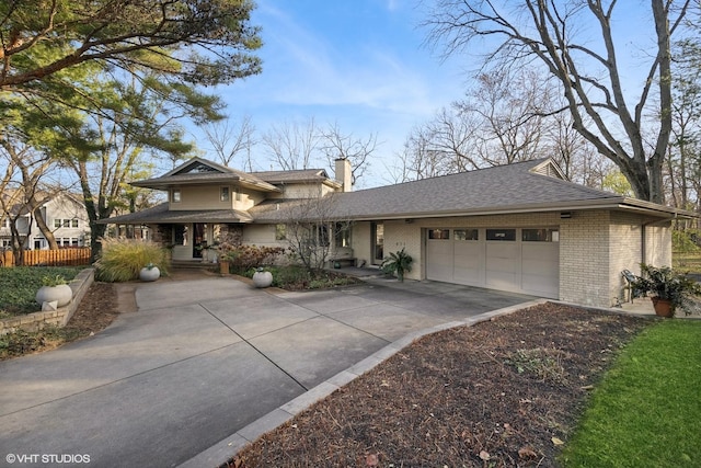 view of front of house featuring a garage