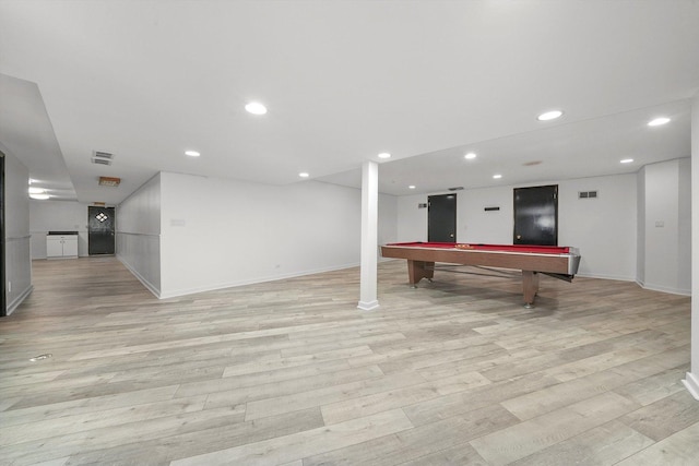 playroom featuring light hardwood / wood-style floors and billiards