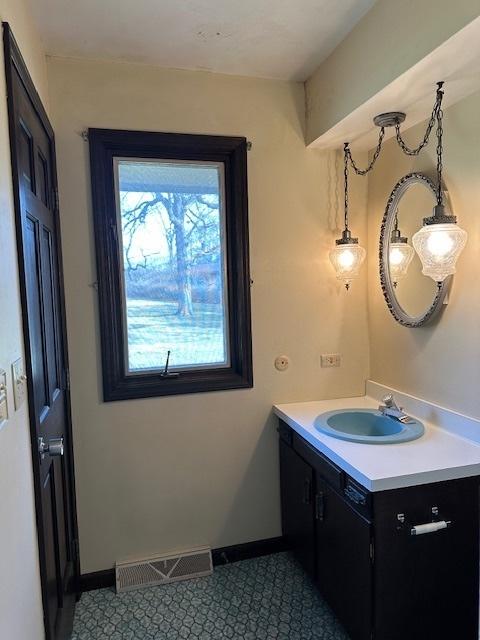 bathroom with vanity