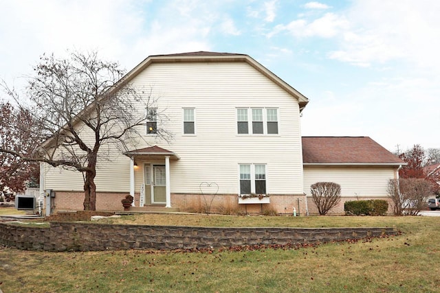 exterior space featuring a front yard