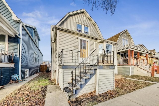 view of front of home featuring a porch