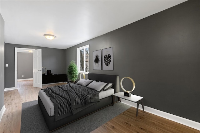 8601 S Houston Ave, Chicago, IL 60617 - bedroom with wood finished floors and baseboards
