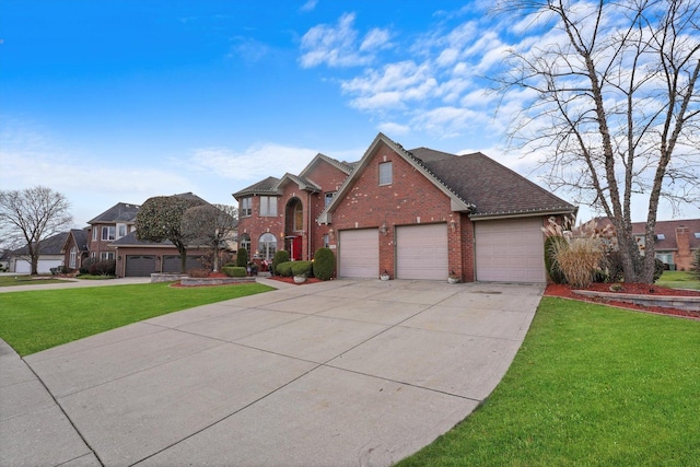 view of front property featuring a front lawn