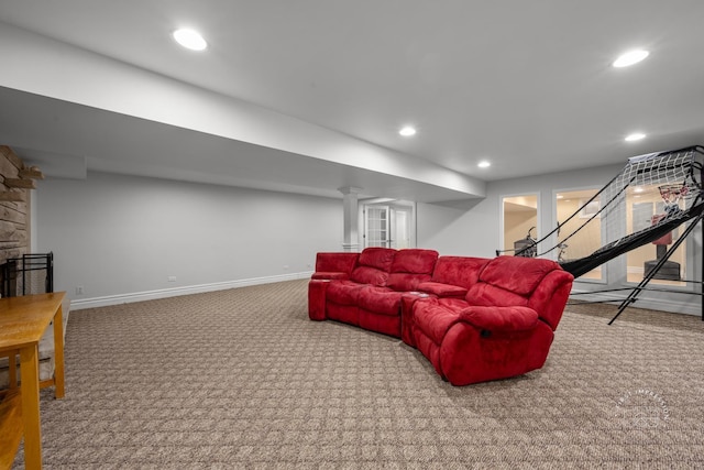 living area with carpet, baseboards, and recessed lighting