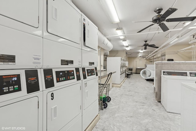 laundry room featuring washing machine and clothes dryer, ceiling fan, and stacked washing maching and dryer