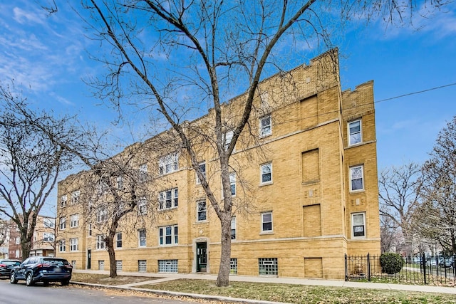 3738 W Berteau Ave Unit G, Chicago, IL 60618 - photo 2