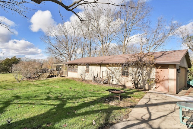 exterior space featuring a front yard