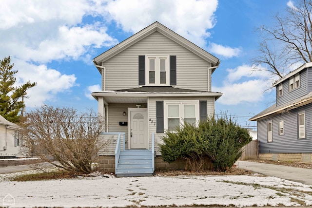 view of front of property