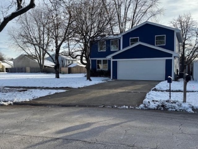 view of front property