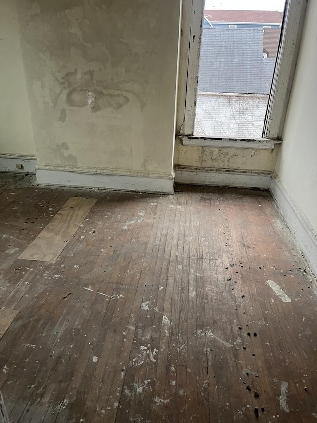7918 S Escanaba Ave, Chicago, IL 60617 - photo 2