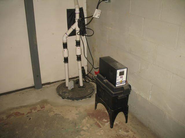 417 N Park Ave, Aurora, IL 60506 - view of utility room