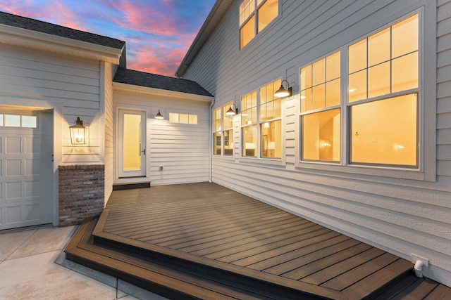 view of deck at dusk