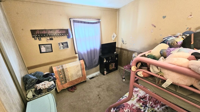 bedroom featuring carpet flooring