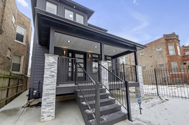 view of front facade featuring covered porch