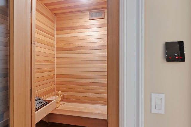 view of sauna / steam room