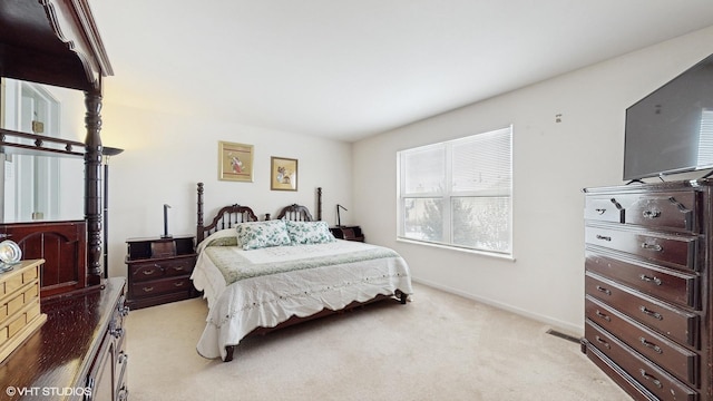 view of carpeted bedroom