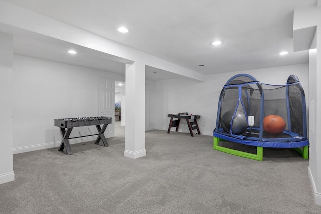 playroom with carpet flooring