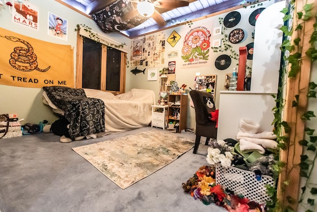 bedroom featuring ceiling fan