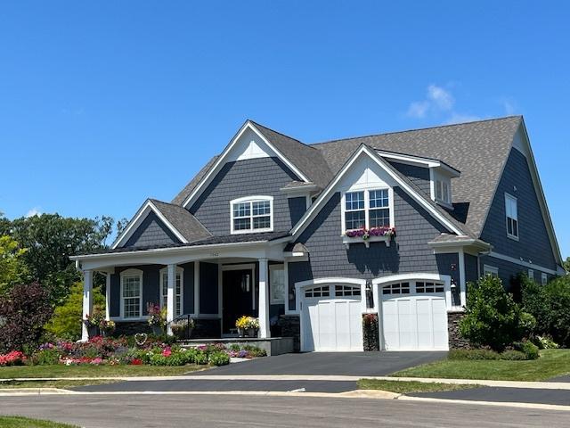 1542 Woodview Ln, Northbrook, IL 60062 - photo 1