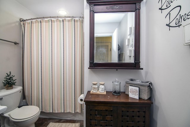 bathroom featuring toilet and shower / bathtub combination with curtain