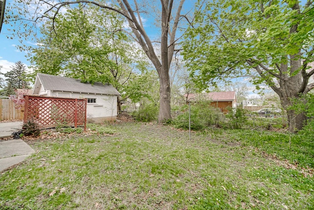 1009 Augusta Ave, Elgin, IL 60120 - view of yard featuring fence and an outdoor structure
