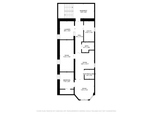 kitchen with stainless steel fridge, electric range oven, decorative light fixtures, a center island, and light hardwood / wood-style floors