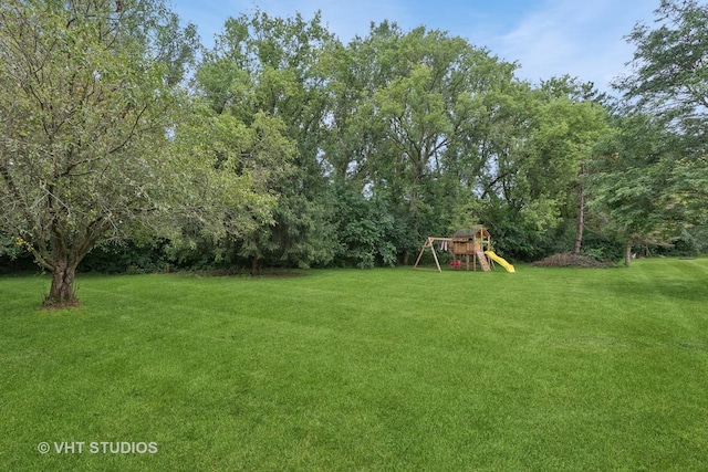 view of yard featuring a playground