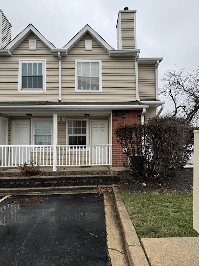 view of townhome / multi-family property