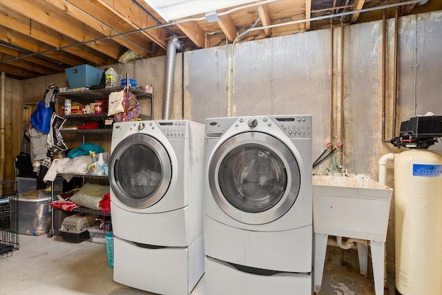 laundry area with washer and clothes dryer