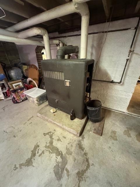 view of utility room