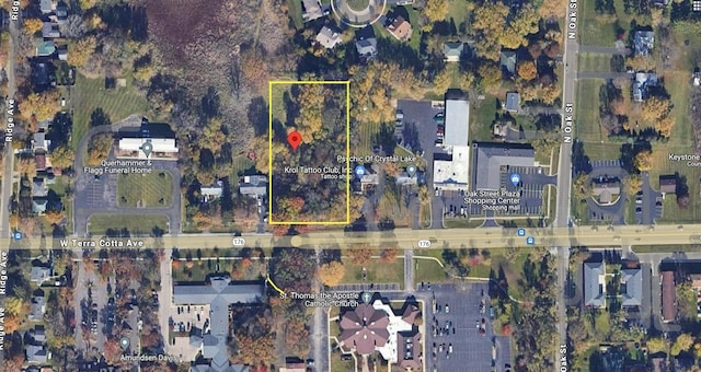 454 W Terra Cotta Ave, Crystal Lake, IL 60014