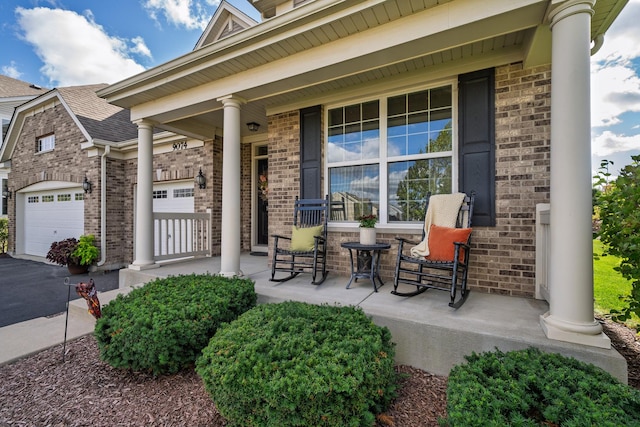 exterior space featuring a porch