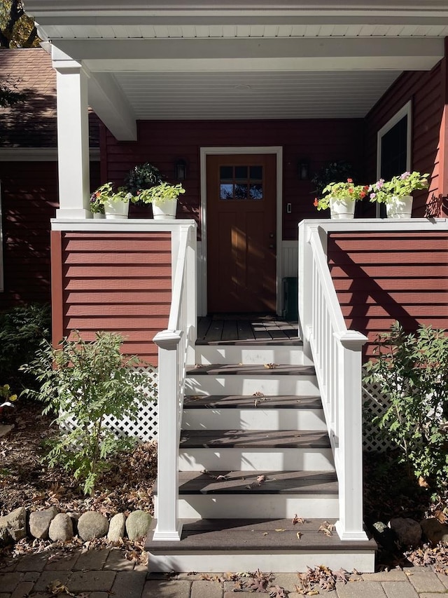 view of entrance to property