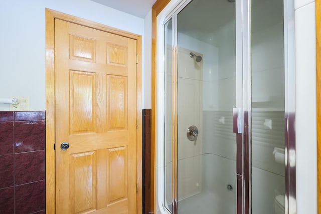 bathroom featuring walk in shower