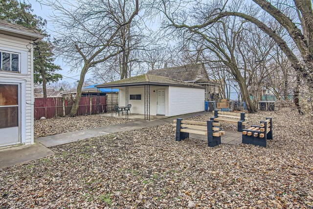 view of yard with a patio area