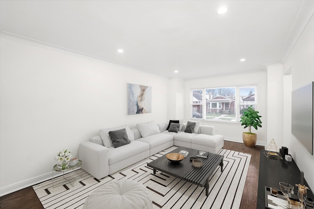 living room featuring hardwood / wood-style floors and ornamental molding