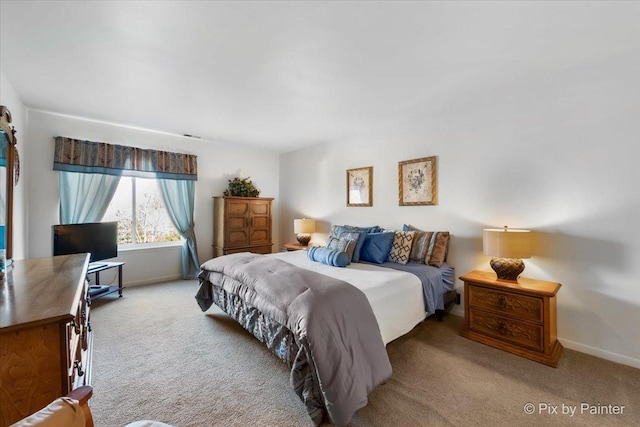 view of carpeted bedroom