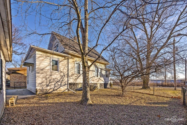 view of side of property