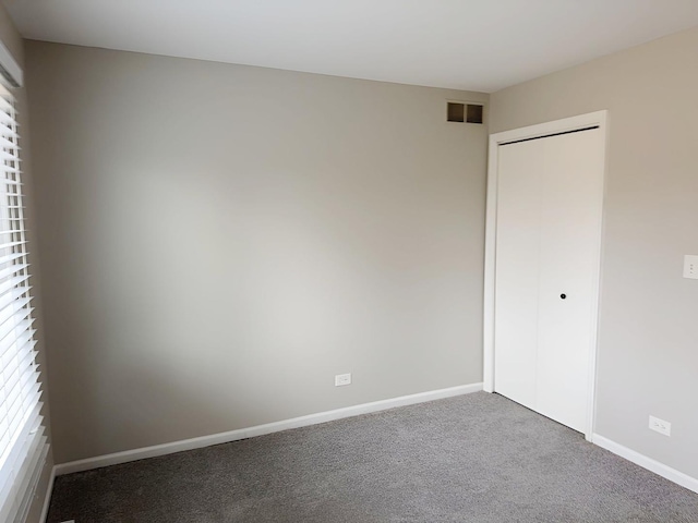 6111 Pingree Rd, Crystal Lake, IL 60014 - unfurnished room featuring carpet and baseboards
