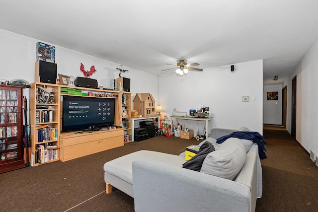 carpeted living room featuring ceiling fan